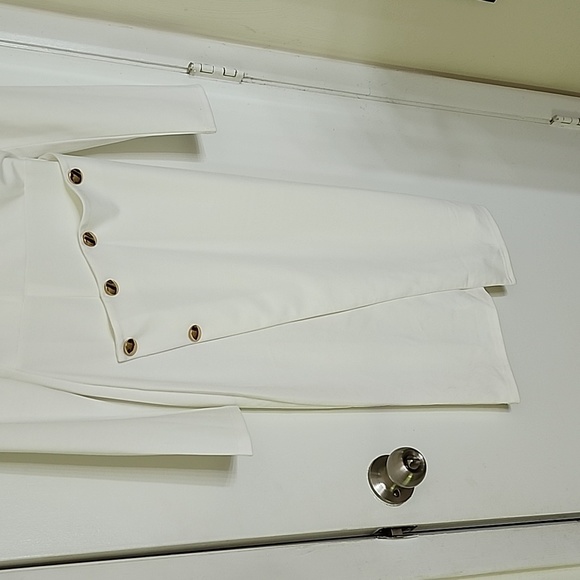 White dress with gold button details - Picture 3 of 4